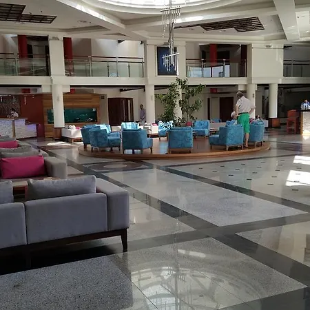 Курортный комплекс Sundance 5*